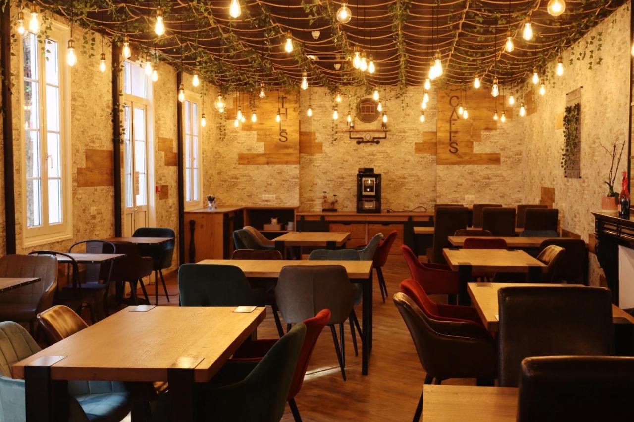 & Restaurant Le Patio 2* Vichy