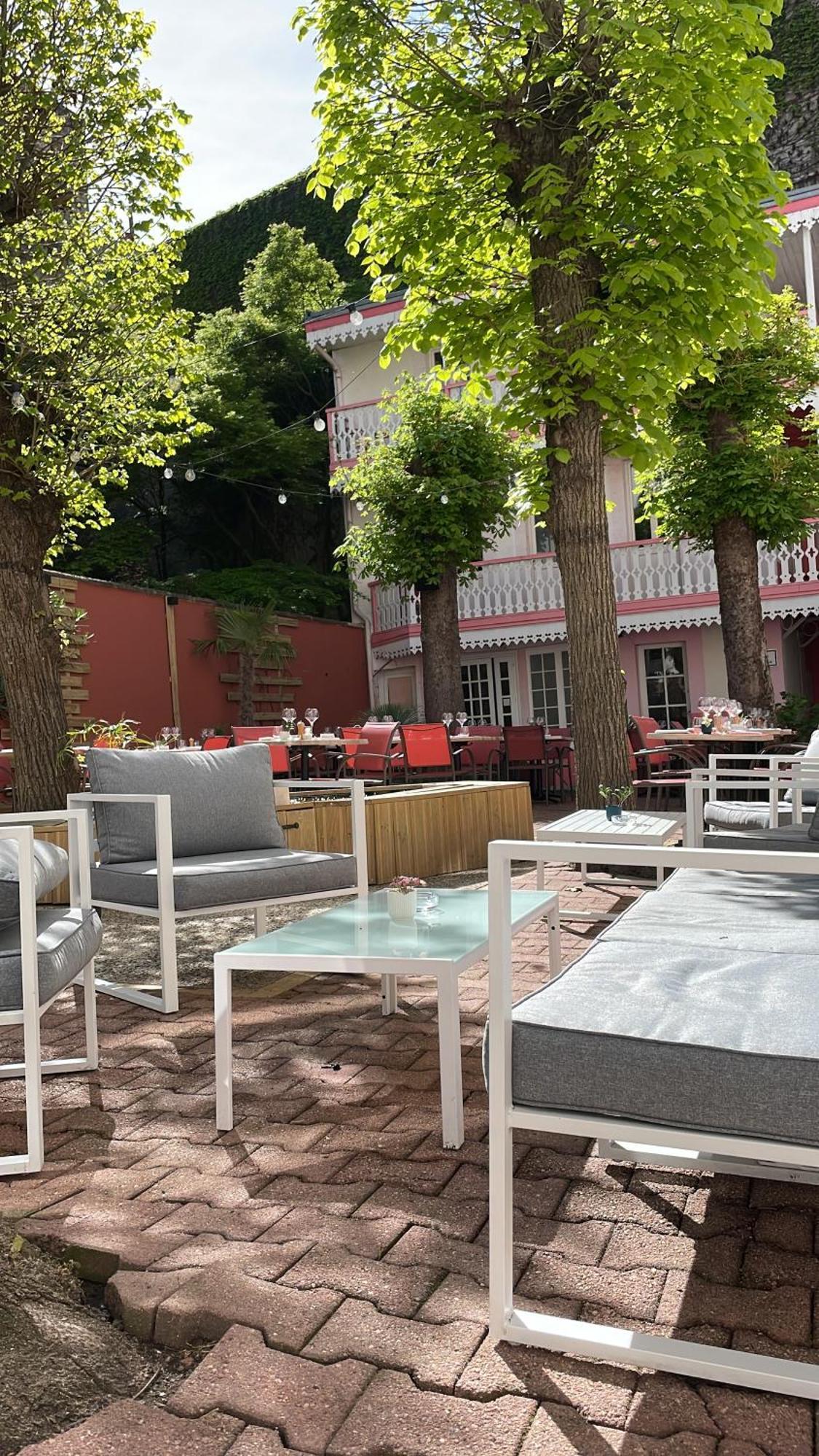 Hotel Et Restaurant Le Patio 2*